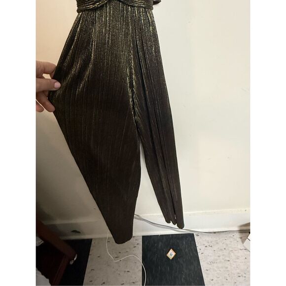 Anthropologie Vanessa Virginia V-neck Gold Metallic Sleeveless Jumpsuit XS Palaz - Picture 3 of 5